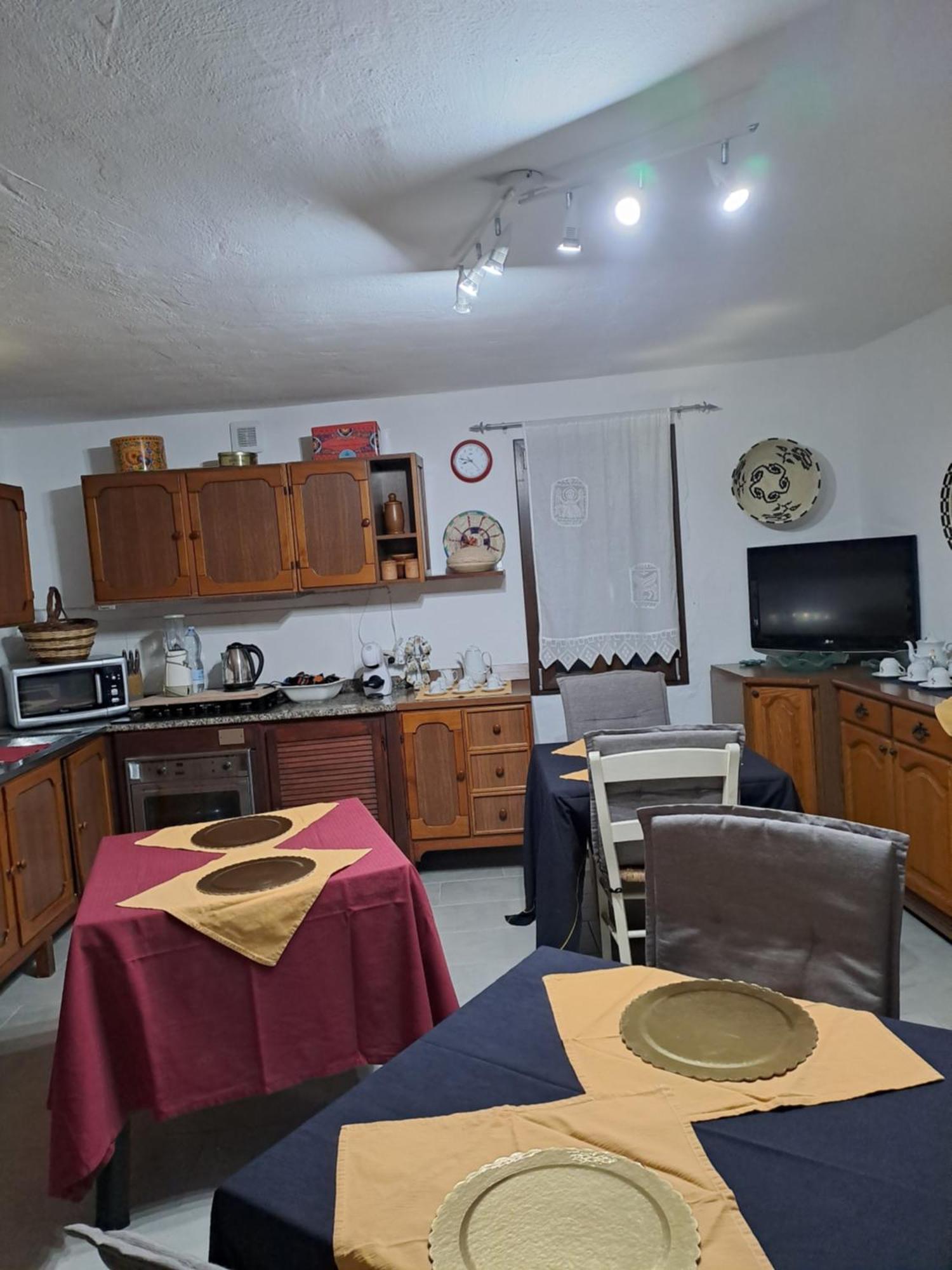 ساساري Villa Andres المظهر الخارجي الصورة
